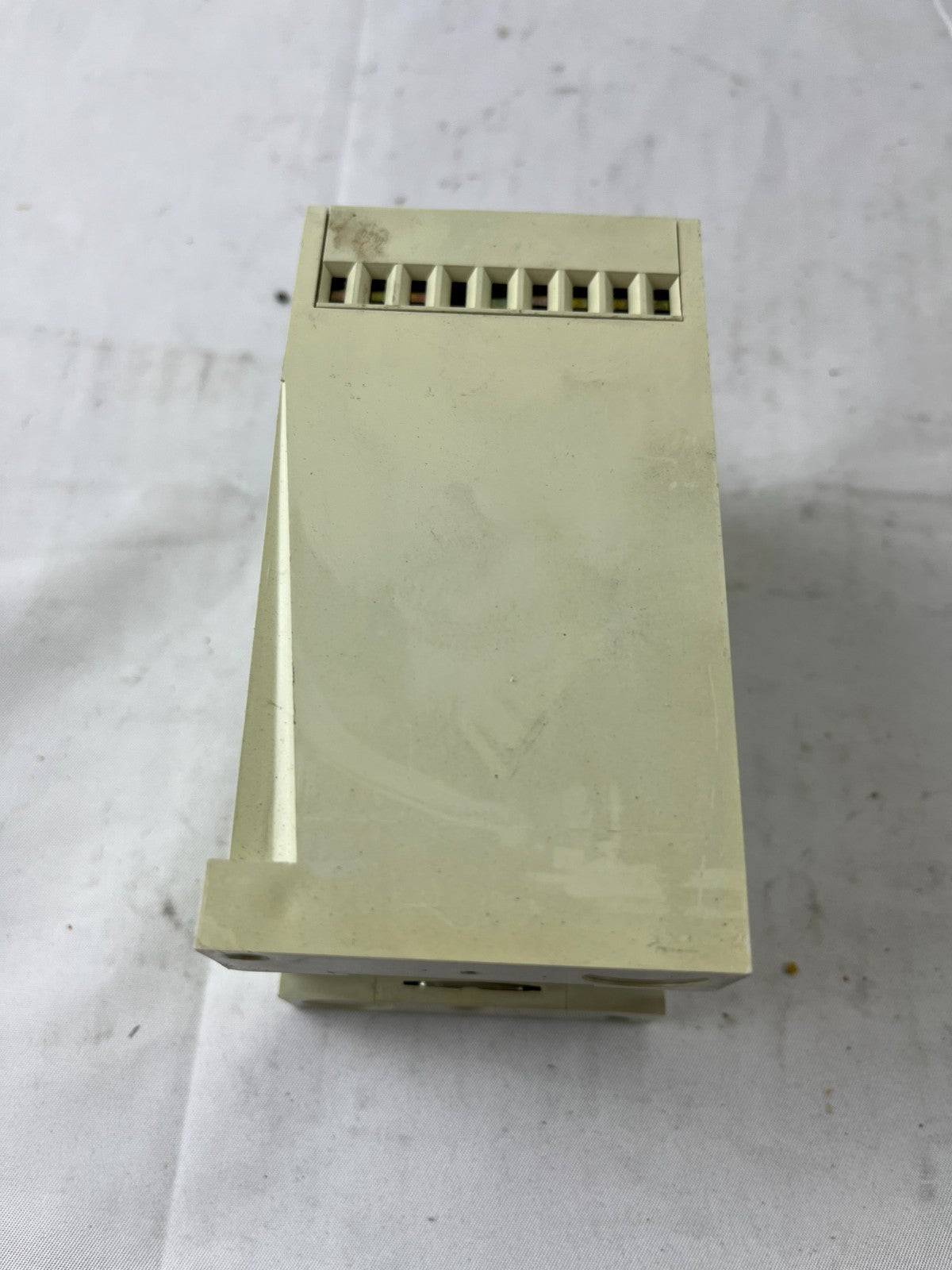 Rechner EG III-140 Safety Relay Interface Module 220V AC 3-Channel Used Spare