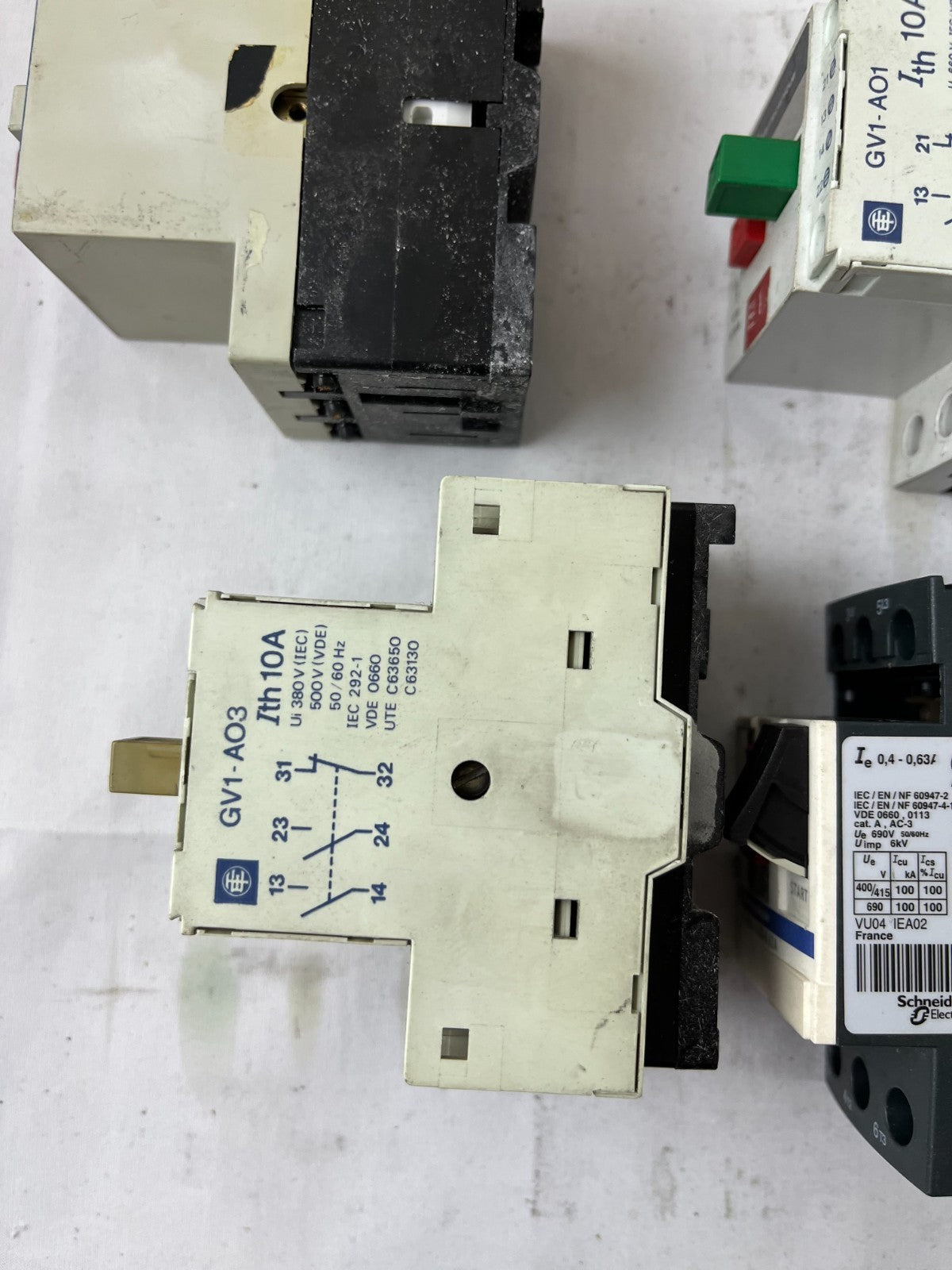 Telemecanique GV1-M06 GV2ME04 Motor Starter 0.16-1.6A Used Lot 4pcs Spares