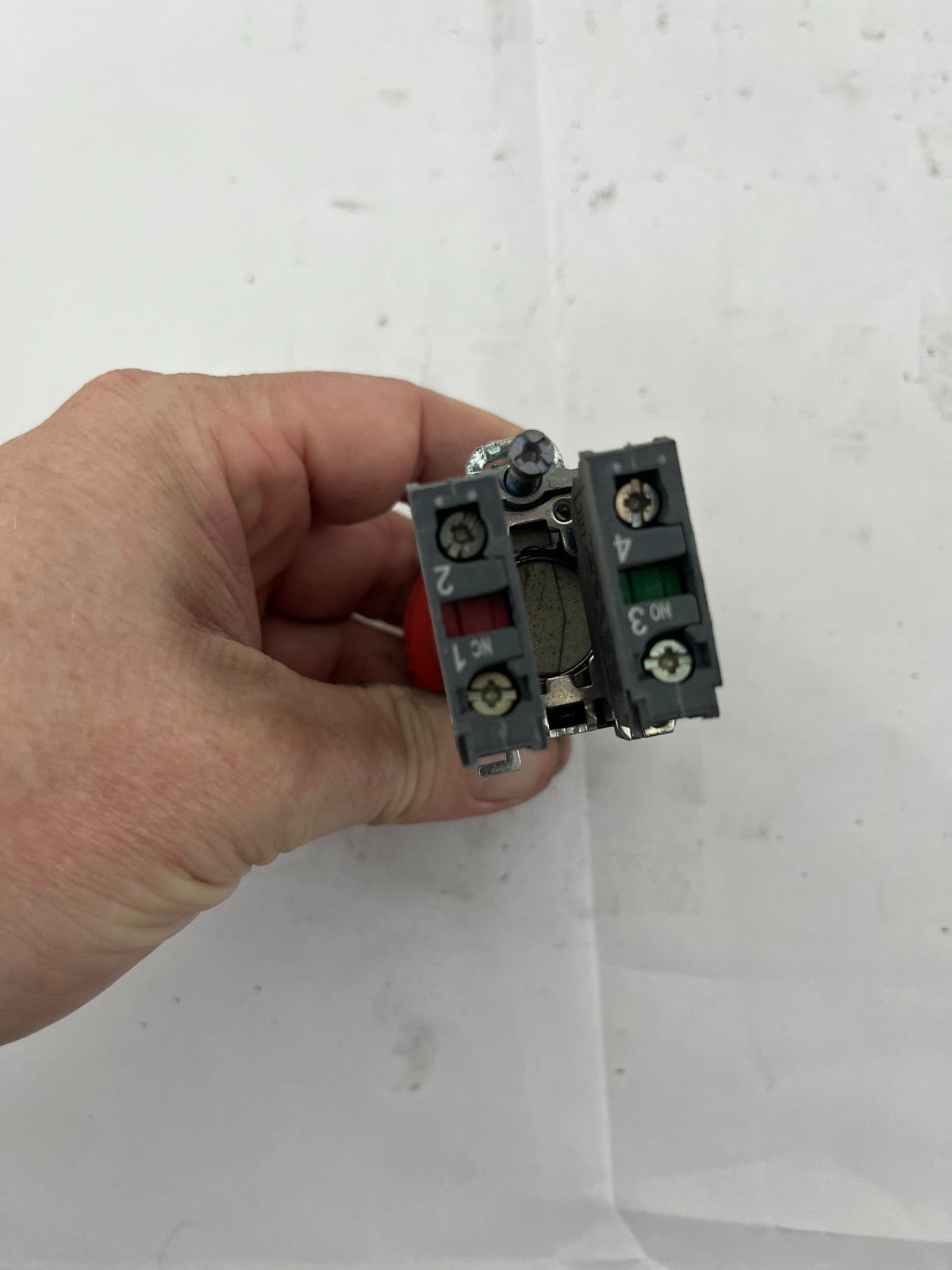 Schneider Electric ZBE-101 Emergency Stop Push Button 22mm Harmony XB4 NO