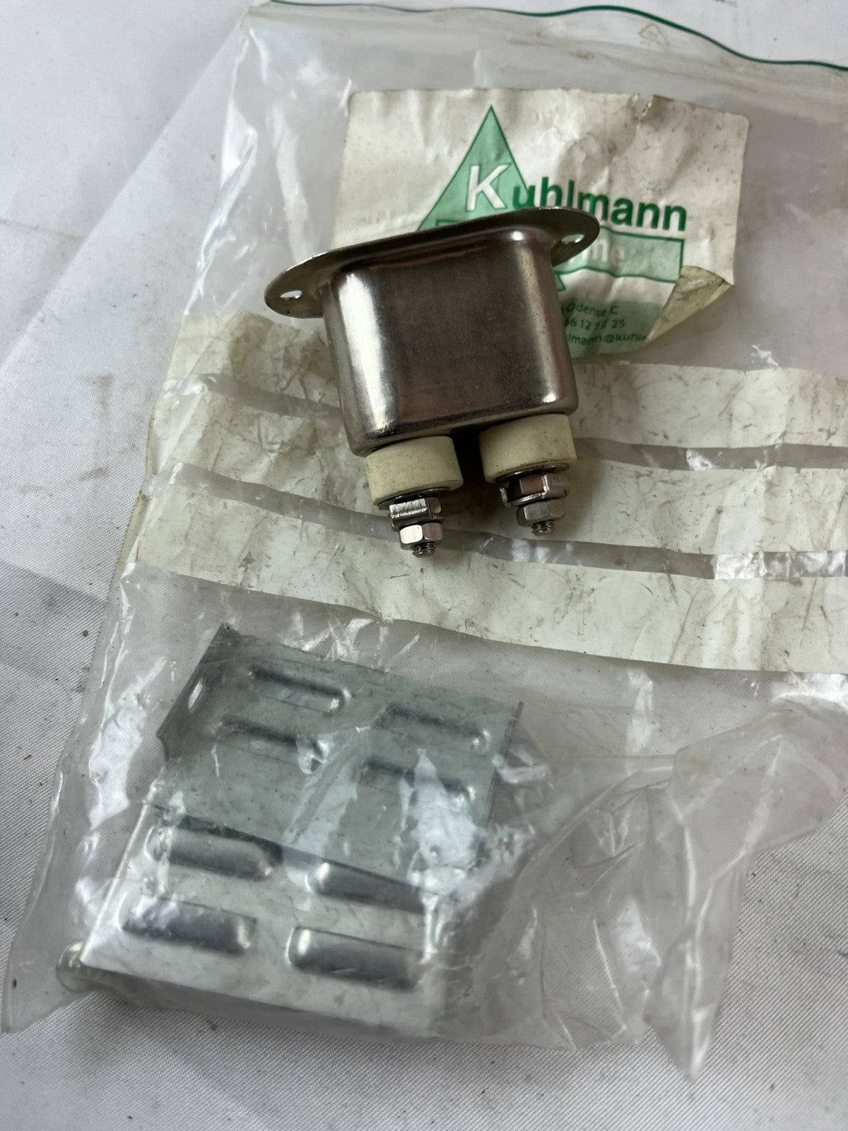Kuhlmann EL-Varme Dual Terminal Heater Element Bracket Assembly New Old Stock