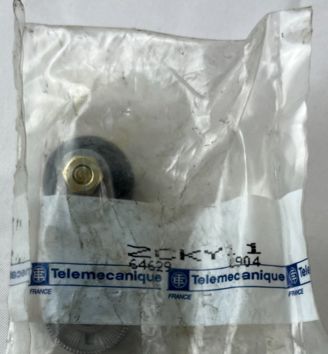 Telemecanique ZCK-Y1 Limit Switch Roller Lever Head New NOS Spare Part