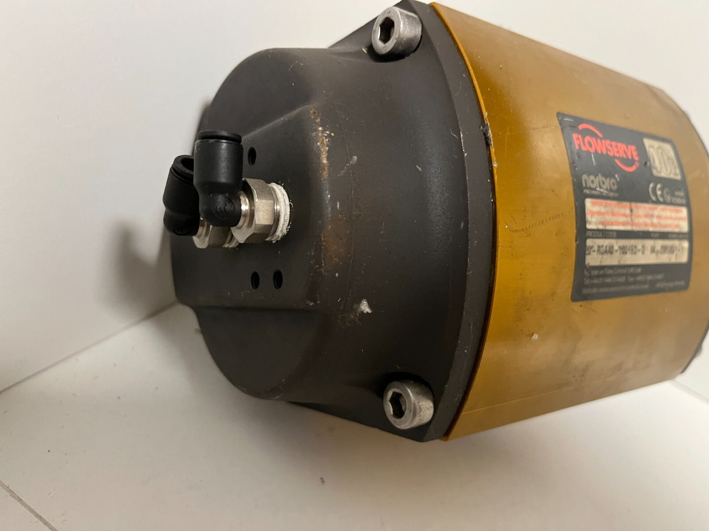 Flowserve Norbro 40R Pneumatic Actuator 20-RDB40-1SD1EO-D - Used, Working