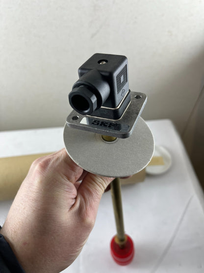 SKF Lincoln WS35-2-B92 Float Level Switch 230V 0.8A 60VA Oil Reservoir NEW