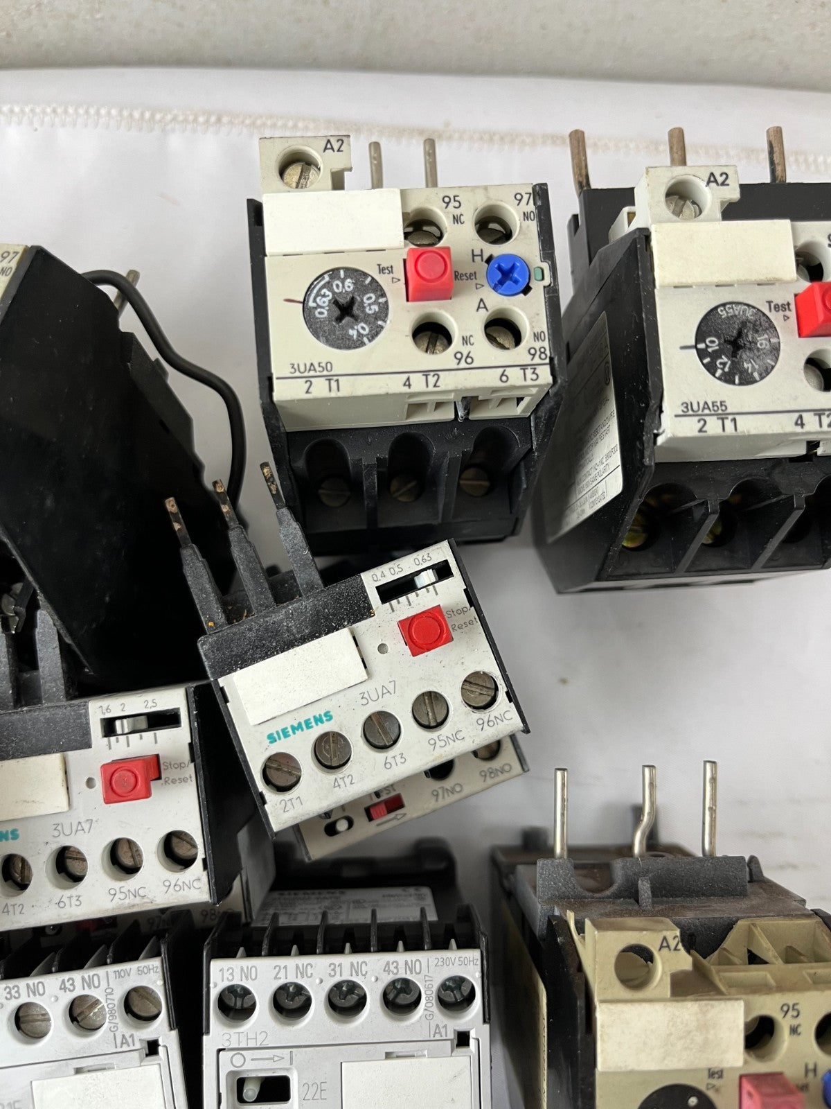 Siemens 3UA Series Thermal Overload Relay Mixed Lot Approx 30pcs Used Spares