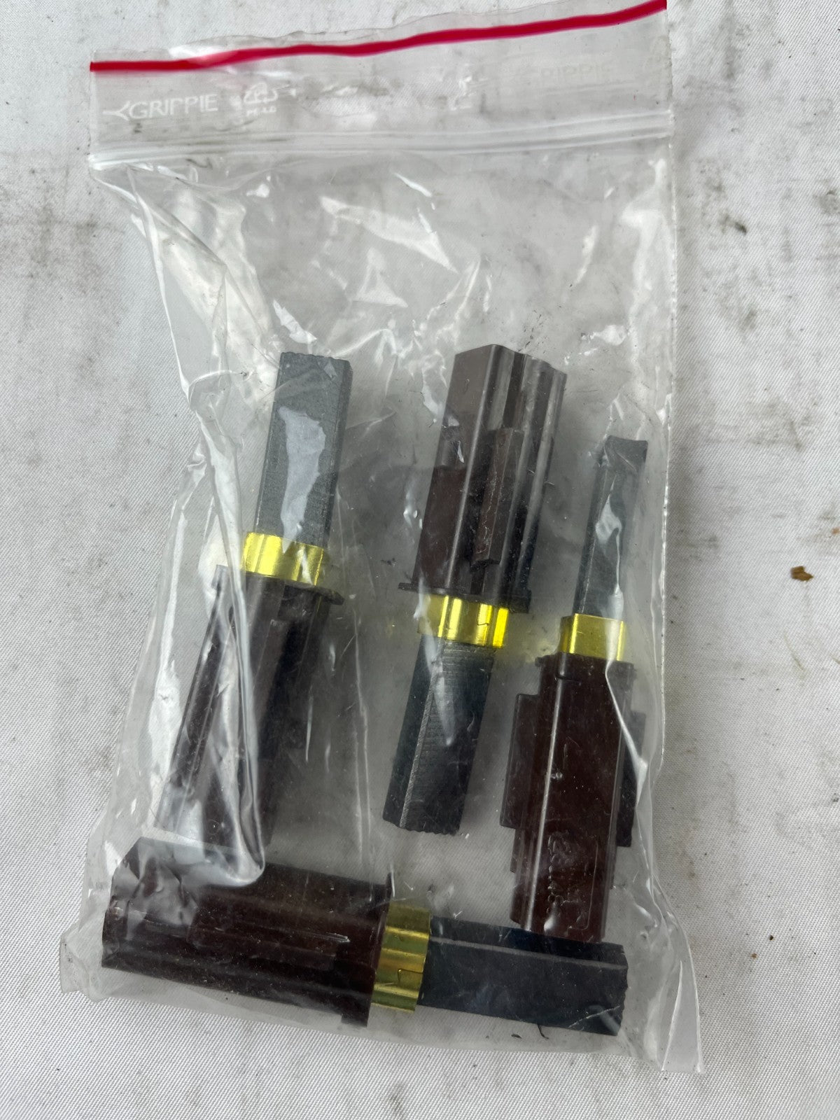 TNI 2311480 Carbon Brushes Contact Blocks Industrial Motor Lot 4pcs Used