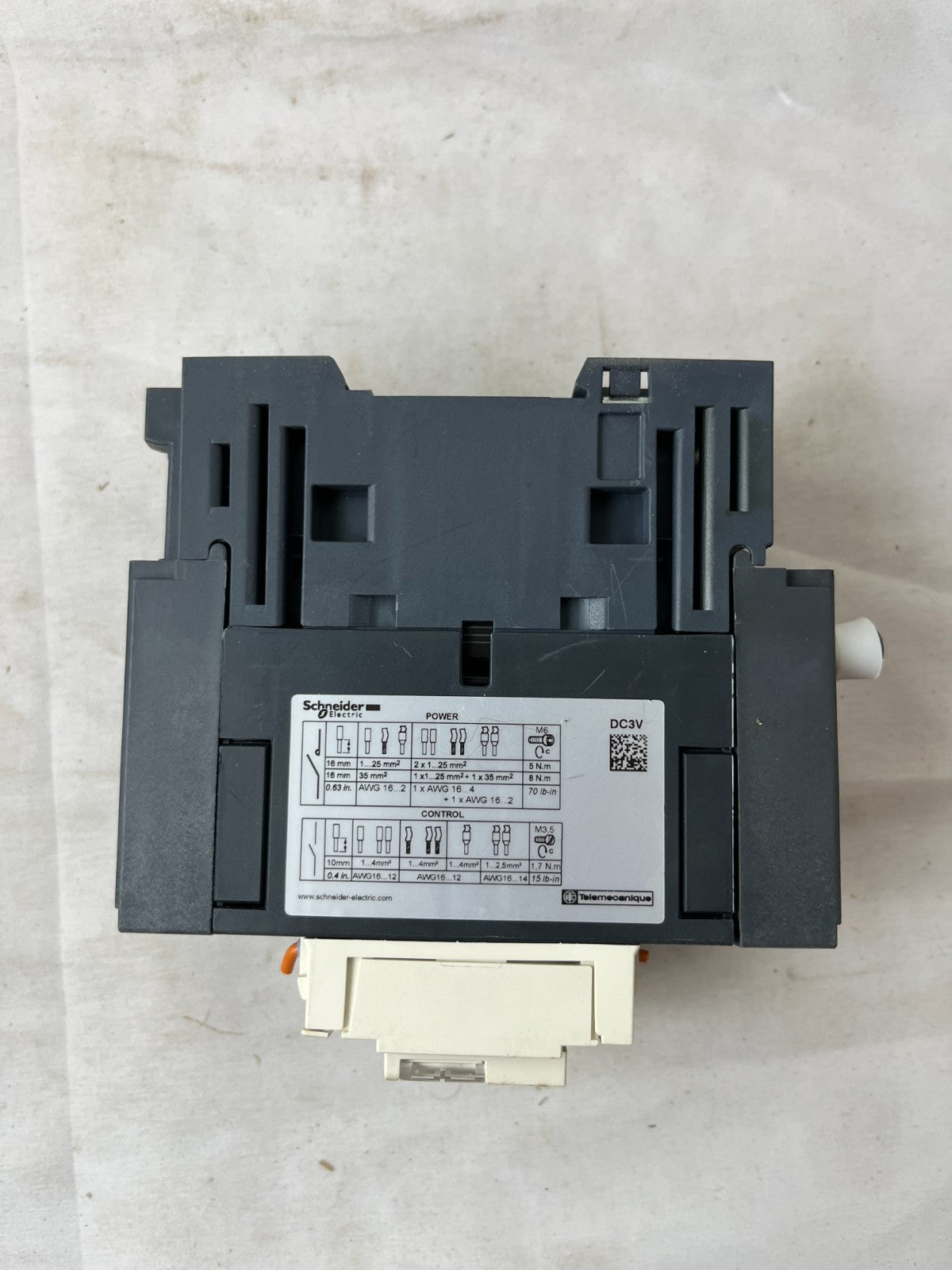 Schneider LC1D65A TeSys Contactor 80A 24V DC Coil Used Spare Unit
