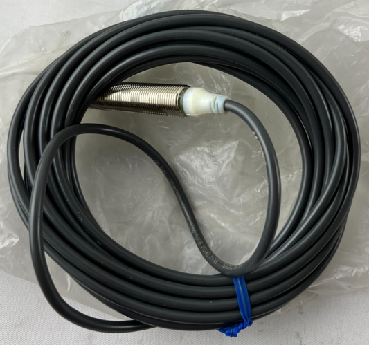 Omron E2A-M12LS04-WP-C1 Inductive Proximity Sensor 12-24VDC 5m New Spare Unit