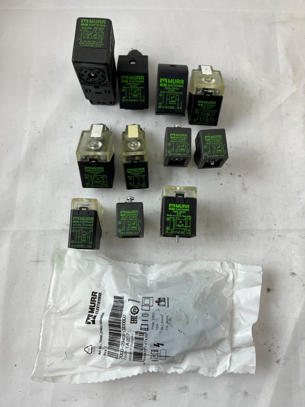 Murr Elektronik Relay Module Lot 24V AC/DC Interface Relays Mixed Models