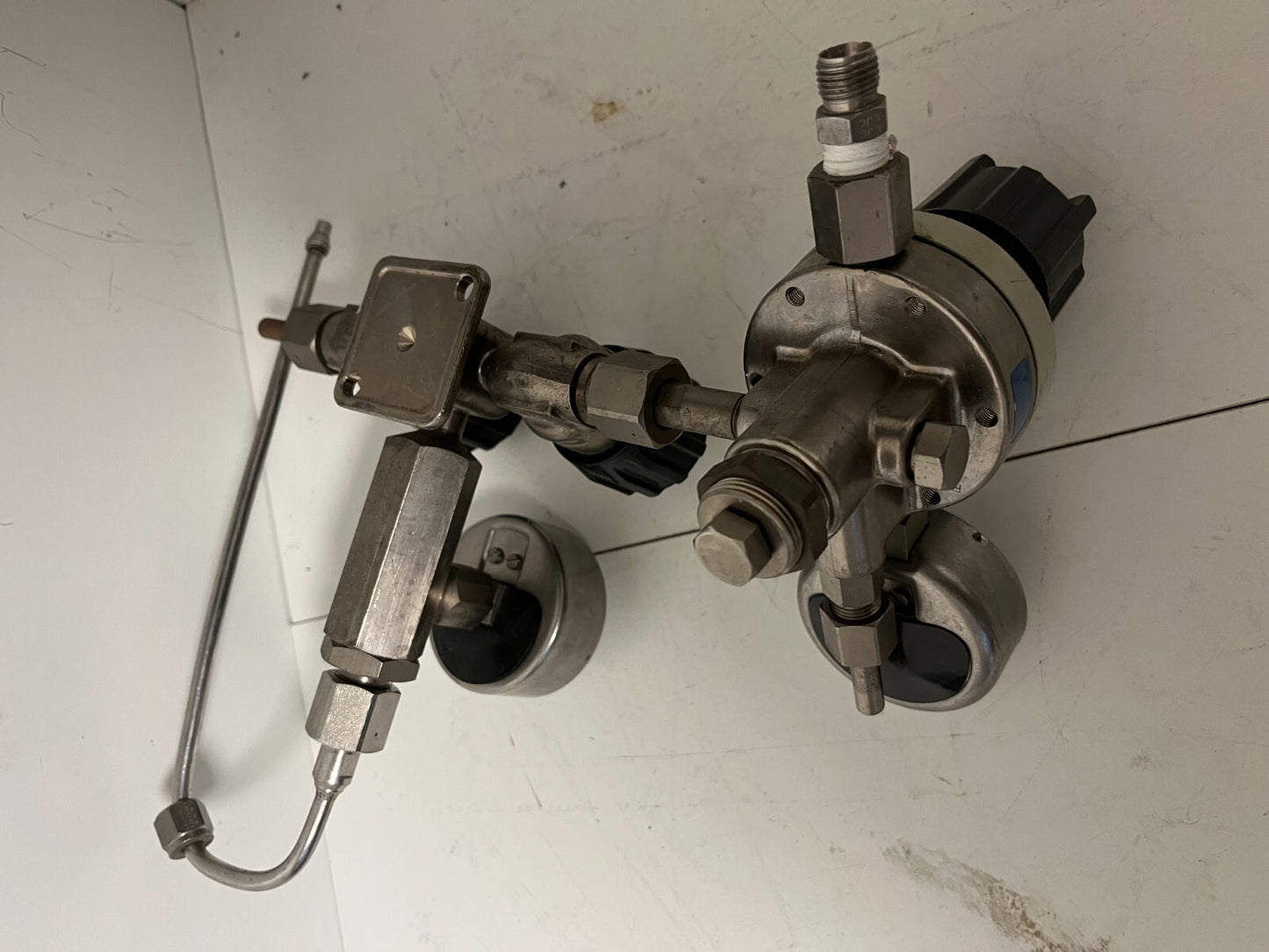 Messer Griesheim Oxygen Regulator Dual-Stage 315bar/10bar WIKA Gauge Used