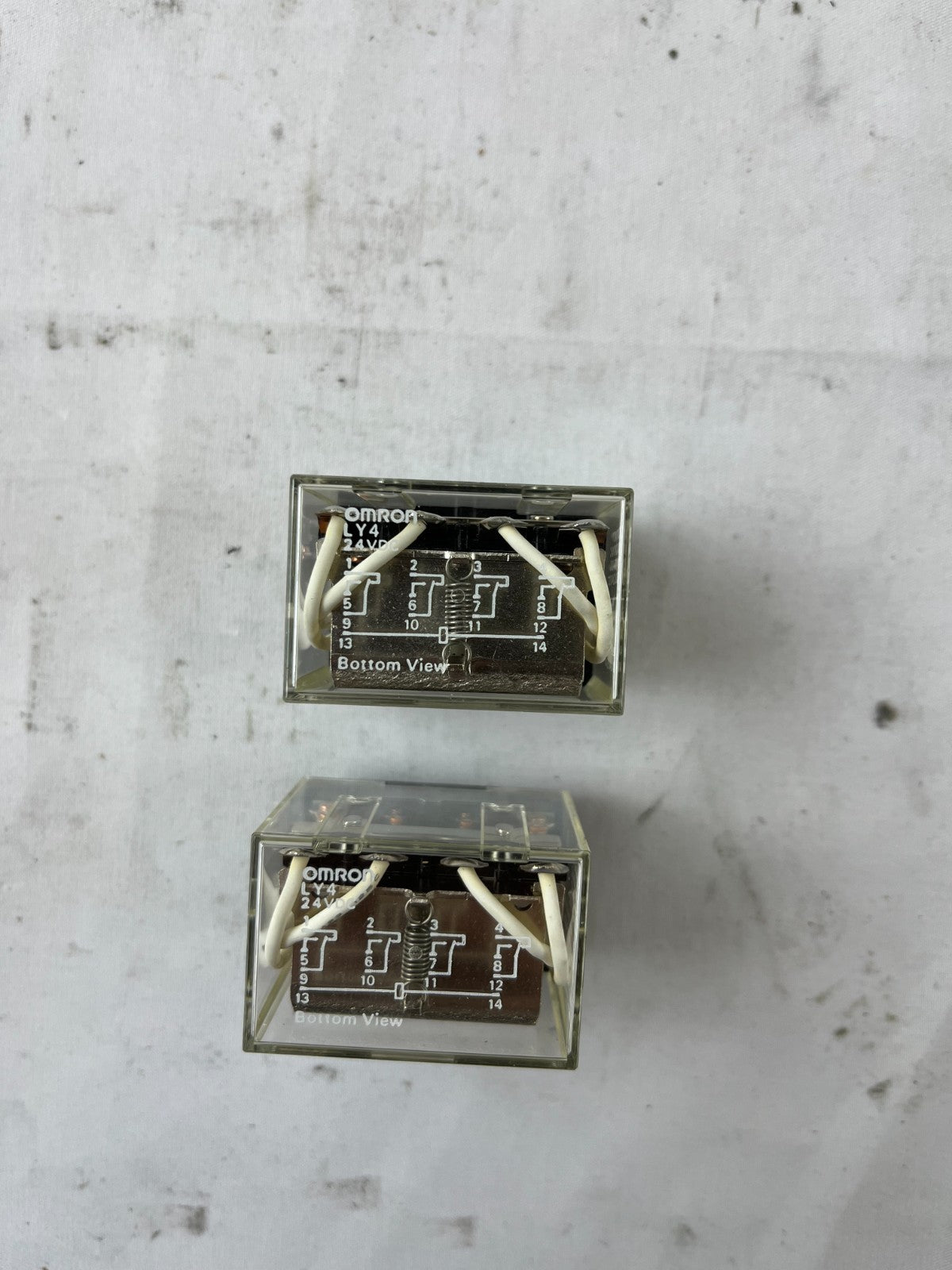 Omron LY4 24VDC General Purpose Relay 4PDT Plug-In New Lot 2pcs Unused Spares