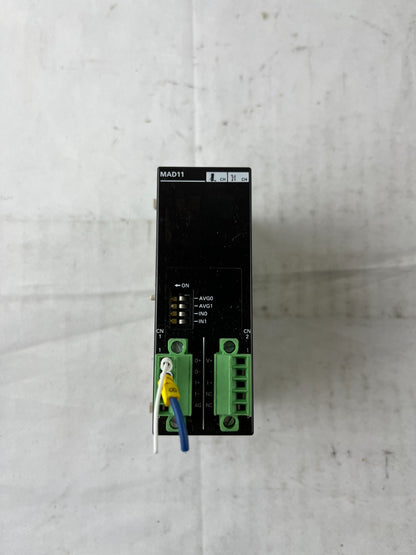 Omron CPM2C-MAD11 Analog I/O Unit 2x Analog Inputs 1x Analog Output 24V DC Used