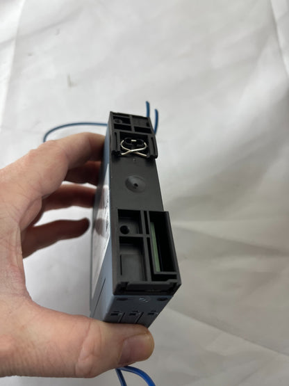 Siemens SIRIUS 3RP2505-2RW30 Multifunction Time Relay 24-240V AC/DC Used Spare