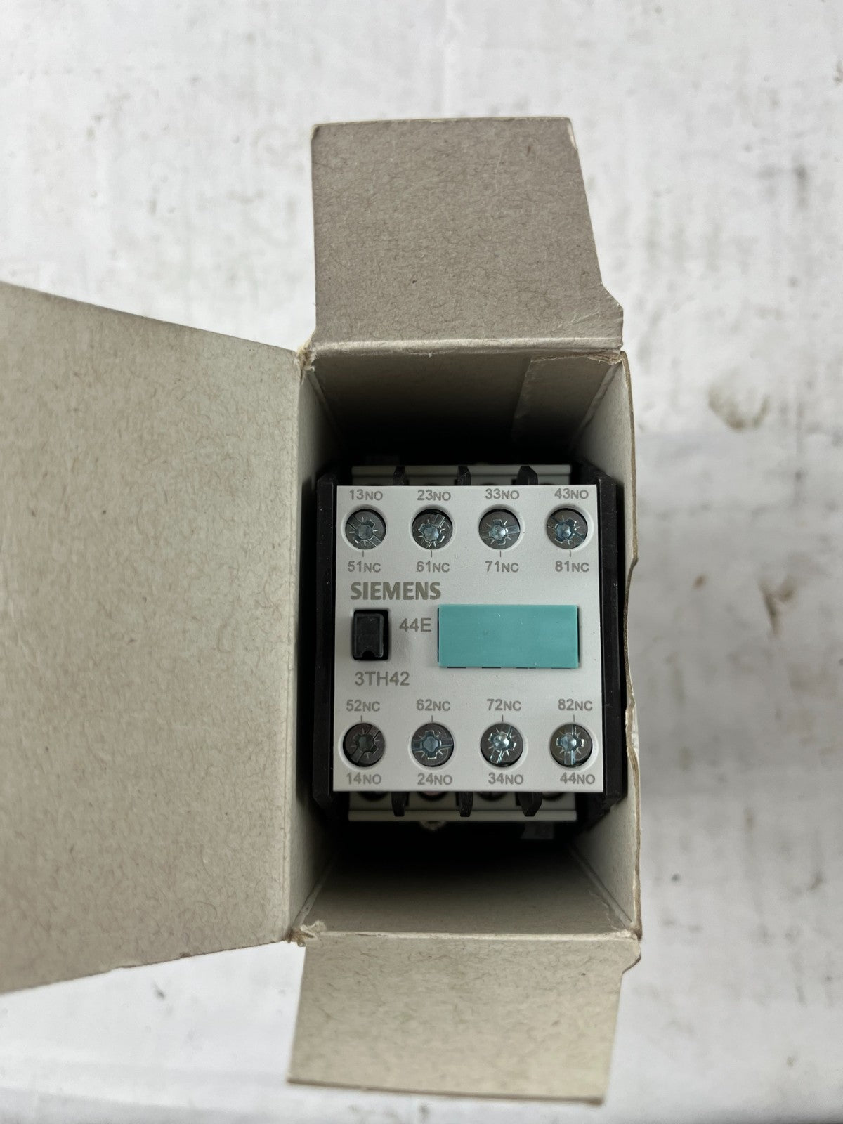 Siemens 3TH4244-0AP0 Contactor Relay 230V 4NO 4NC Auxiliary New Unit
