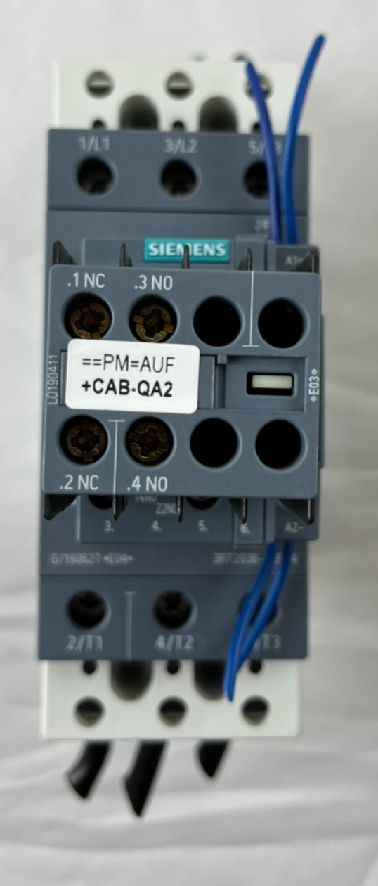Siemens 3RT2036-1KB40 Contactor 24VDC w 3RH2911-1HA11 Aux Used Working Spare