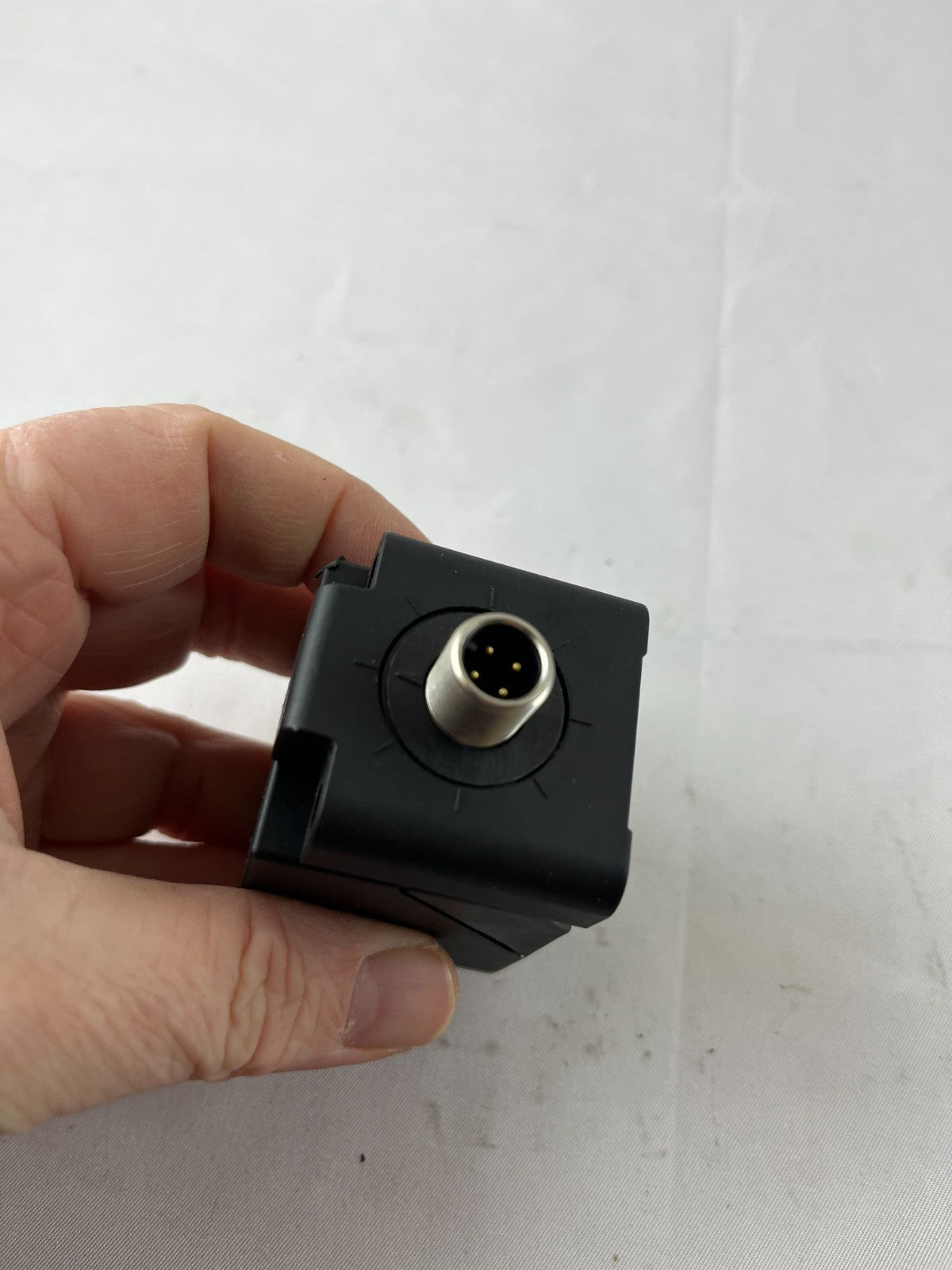 Balluff BES0217 BES Q40KFU-PAC20B-S04C Sensor 10-30VDC 20mm Used Spare Part