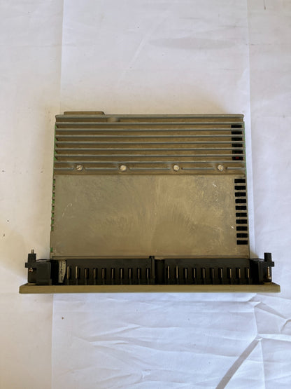 Gould Modicon AS-B825-016 24VDC True High 16 Point Input Module Used