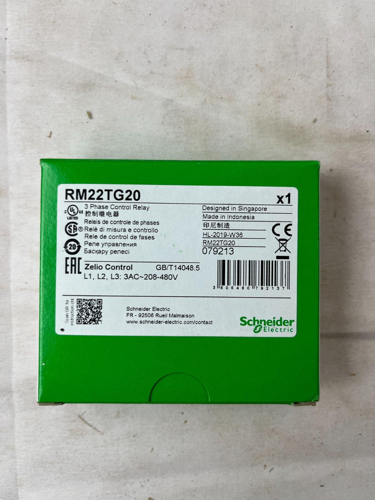 Schneider Electric RM22TG20 Zelio 3 Phase Control Relay 208-480V New in Box