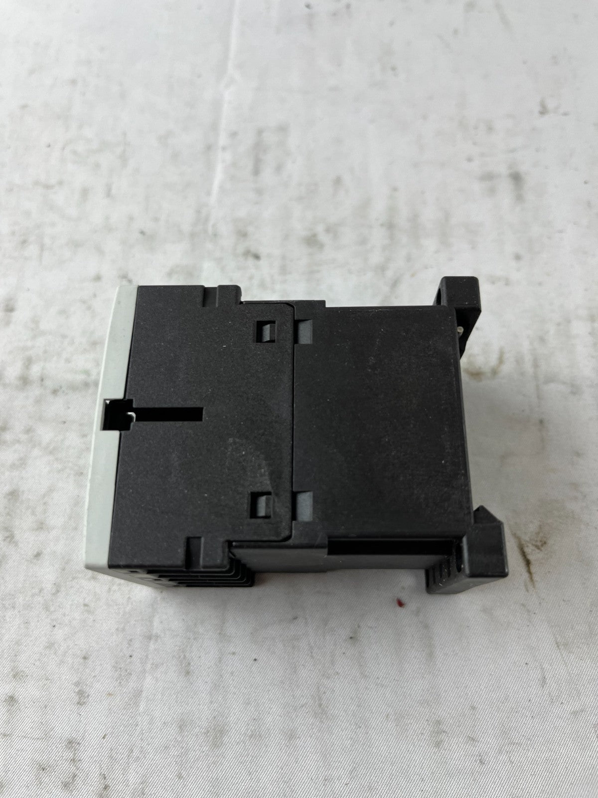 Siemens 3RH1140-1AP00 Auxiliary Contactor 4NO 230VAC Coil New No Box