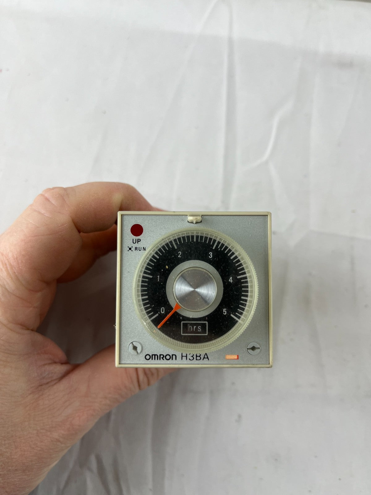 Omron H3BA-8H Timer Relay NEW 200-240VAC 0-5hrs 8-Pin DPDT Japan Made