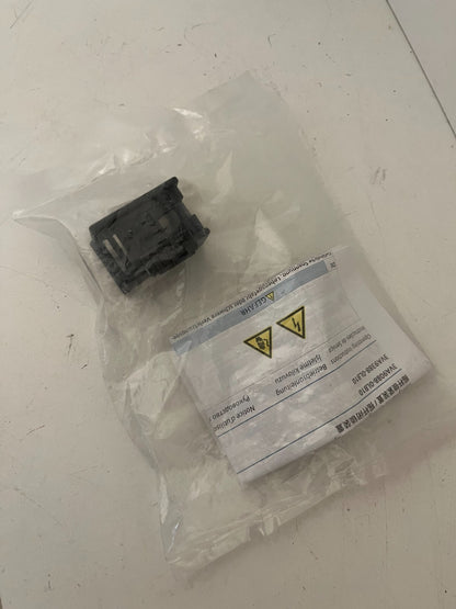 Siemens 5TA9088-0LB10 Toggle Locking Device - New Sealed Never Used