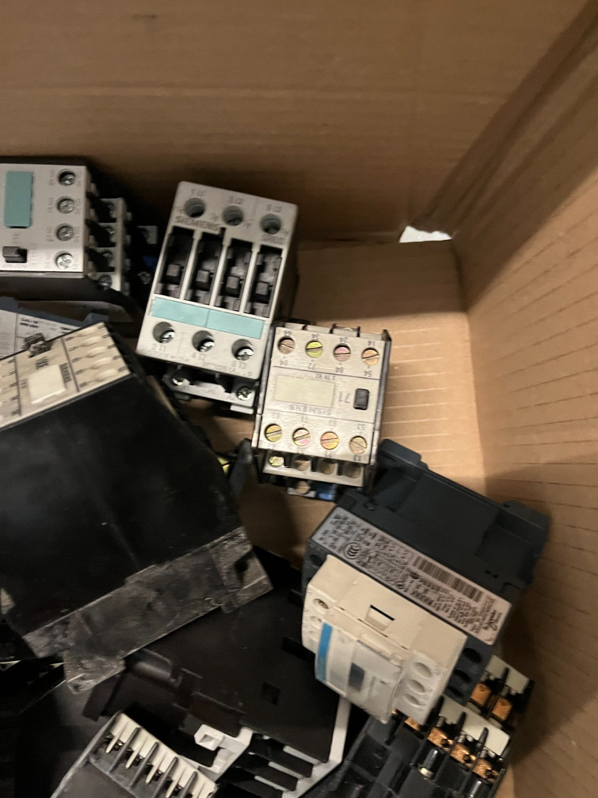 Siemens 3TH / 3TF Contactor Relay Huge Lot Mixed 24V DC AC Used Bundle Spares