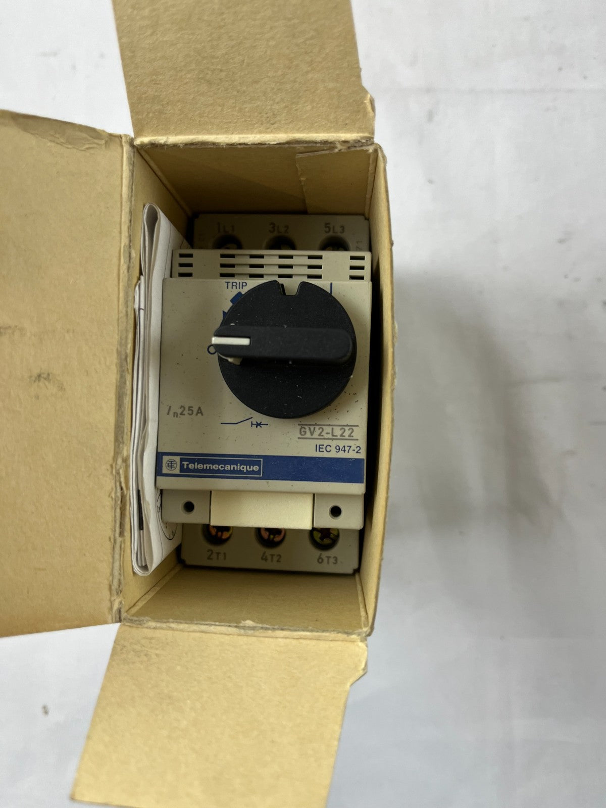 Telemecanique GV2 L22 Motor Circuit Breaker 25A IEC947-2 New Spare Unit Original