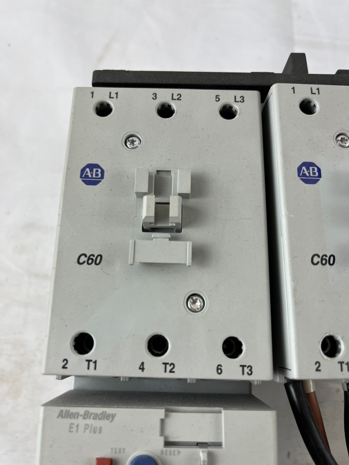 Allen-Bradley Motor Starter Bundle 100-C60 Contactors 193-EEGE Overload Relay