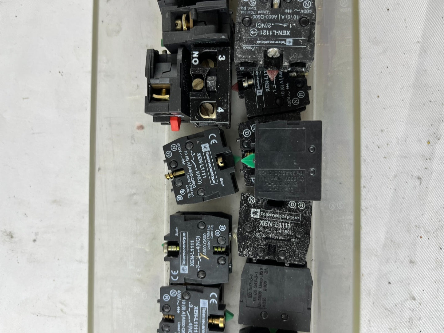 Telemecanique XEN‑L Series Contact Blocks 1NO/1NC Mixed Models Lot Used Bundle