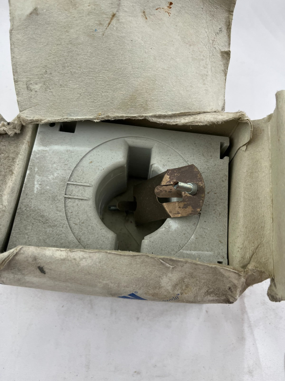 Eaton HFS-1000/5A Current Transformer, 1000A/5A, New Open Box, 741E0025