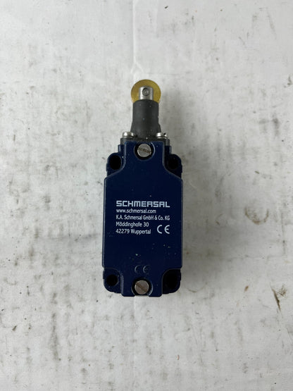 Schmersal Compact Roller Plunger Limit Switch Blue Housing Used Spare Unit