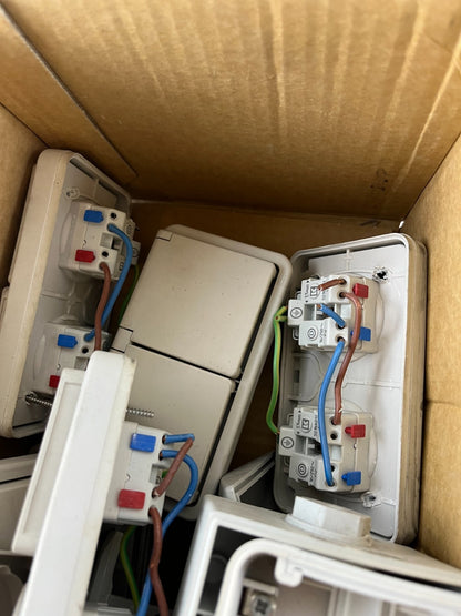 Lot Surface Mount IP44 Schuko Sockets & Rotary Isolator Enclosures 16A 250V New