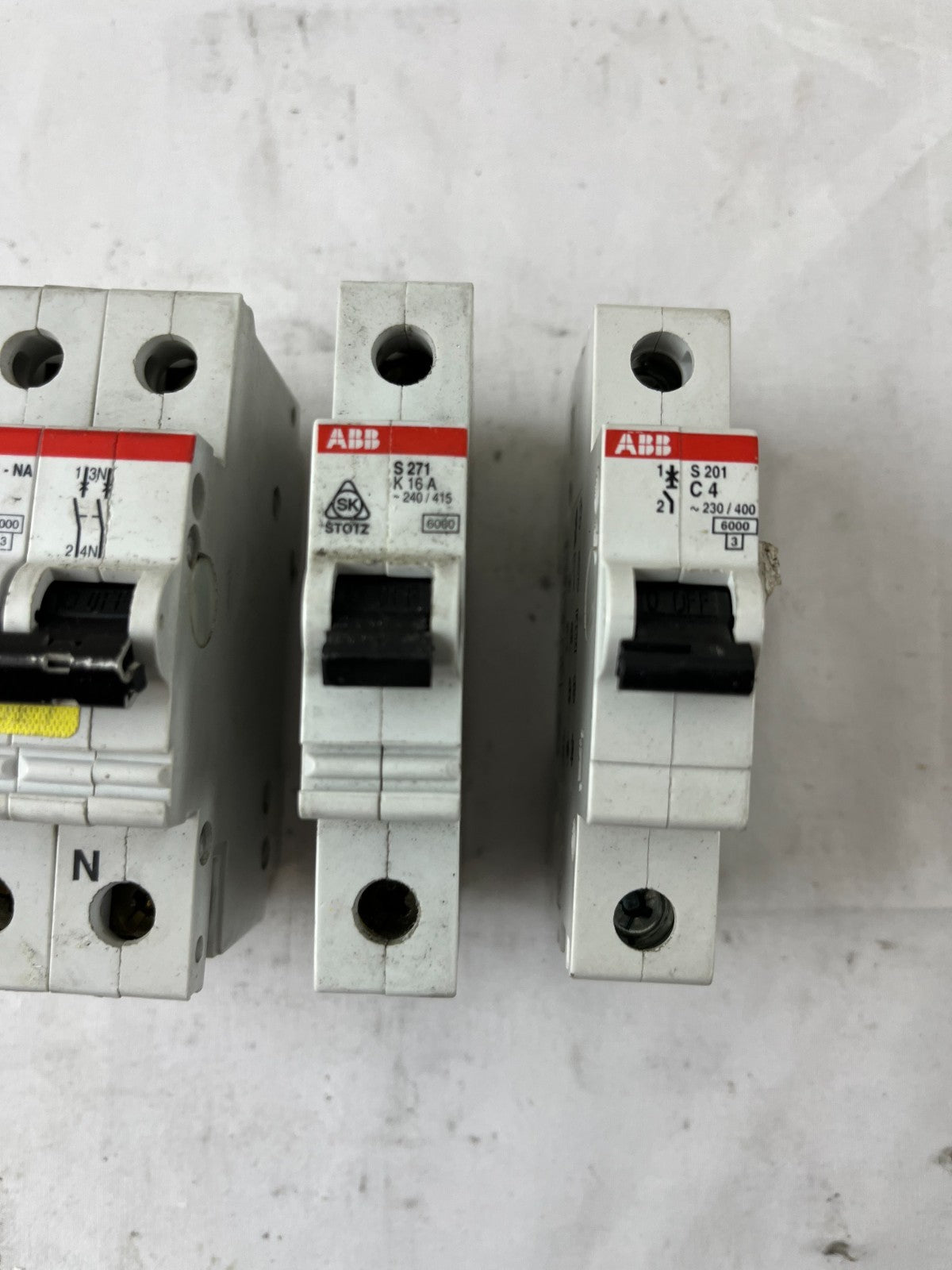 ABB S261-NA B6 S271 K16A S201 C4 Circuit Breaker Lot 3pcs 230/400V Used Spares
