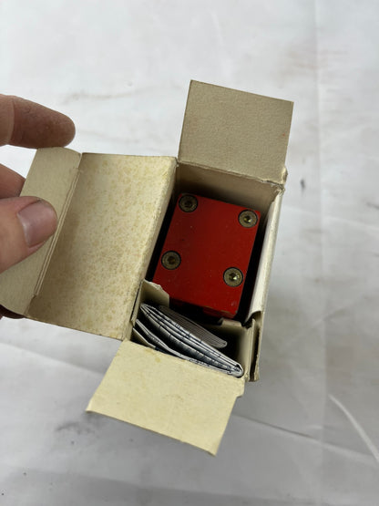 Telemecanique XCS A701 Safety Limit Switch XCK-J Guard Interlock New NOS