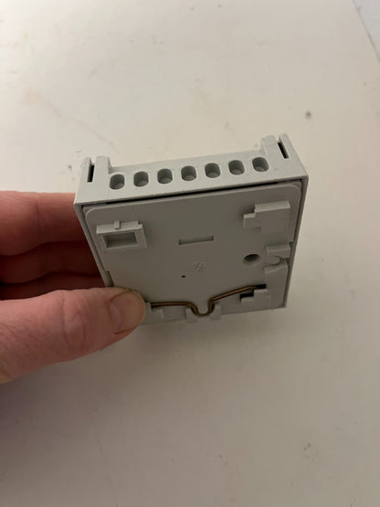 Rittal SK 3110 Enclosure Thermostat 24–250V 10(4)A Temperature Controller Used