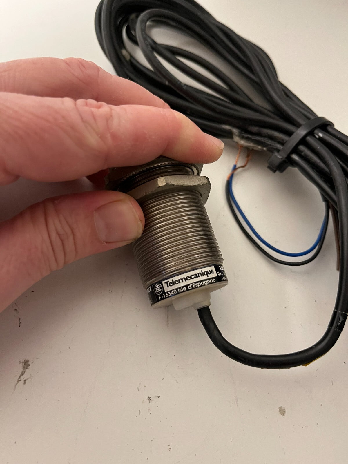 Telemecanique XS630B1PAL10EX Inductive Proximity Sensor 12-48V DC Used Working
