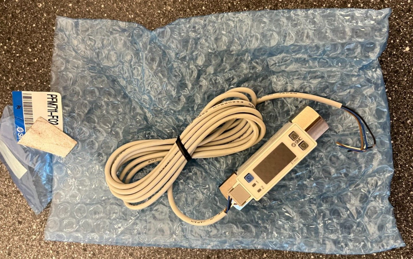 SMC PFM510-F01-2 Digital Flow Switch with Display – New, Made in Japan