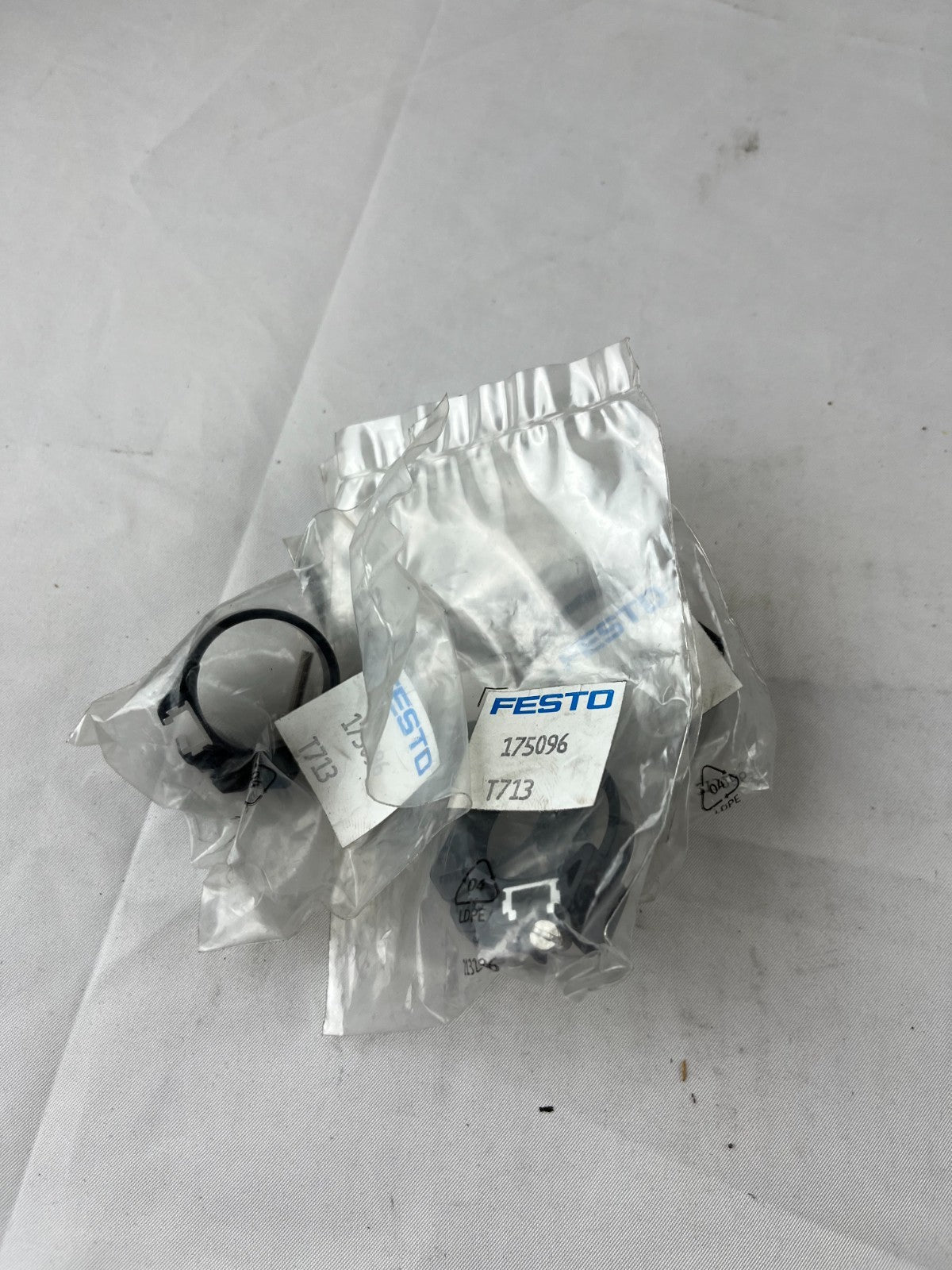 Lot 4× Festo SMBR‑8‑25 Sensor Mounting Kit 175096 For SMT/SME‑8 T‑Slot Proximity