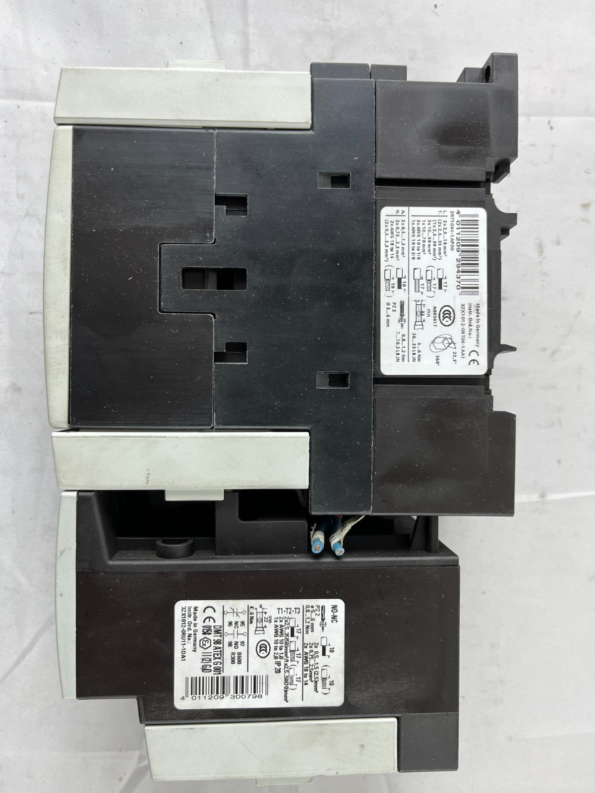 Siemens 3RT1044-1AP00 Contactor + 3RU1146-4MB0 Overload Relay 65A 30kW 230V Coil