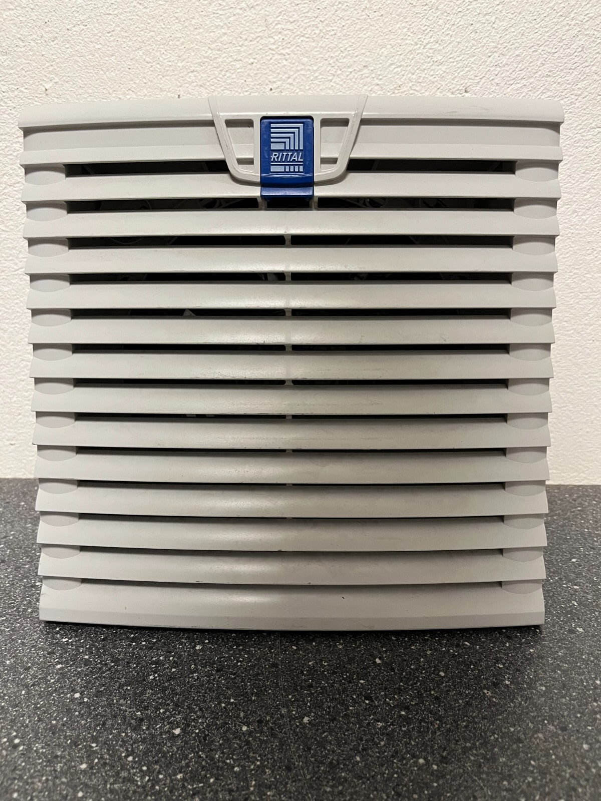 Rittal SK 3241.100 Fan Filter Unit with Integrated Fan - 26x26 cm - Lightly Used