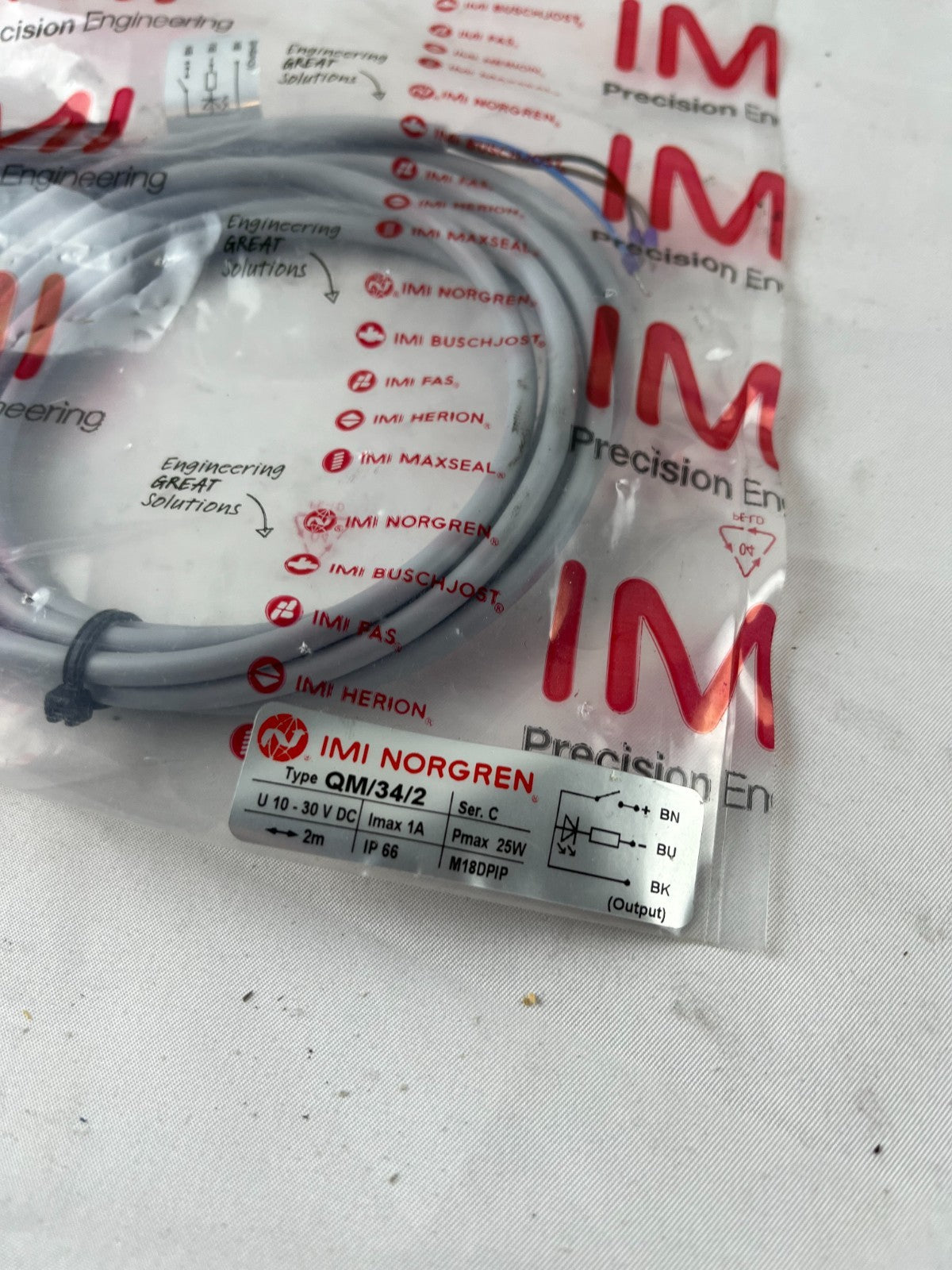 IMI Norgren QM/34/2 Reed Proximity Switch 10–30 V DC 1A 2 m Cable IP66 New