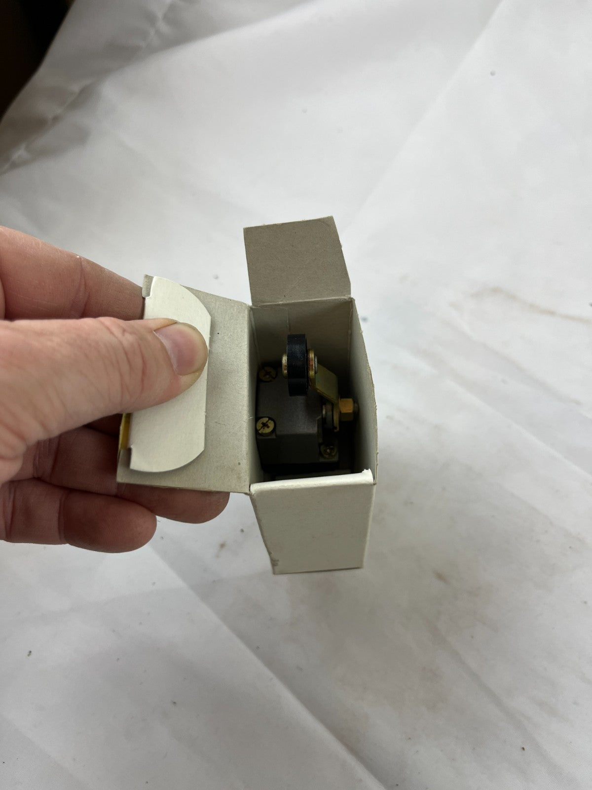 Telemecanique ZCK D15 064674 Limit Switch Head Roller Lever New NOS Spare Unit