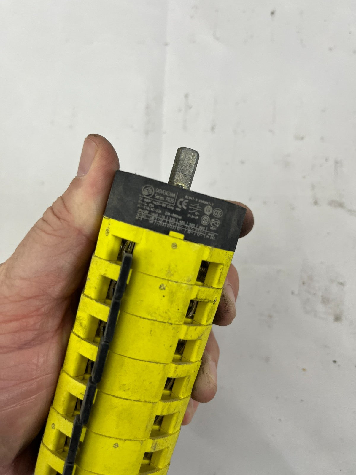 General Electric P0200 Rotary Cam Switch Manual Control 12-20A UL Used