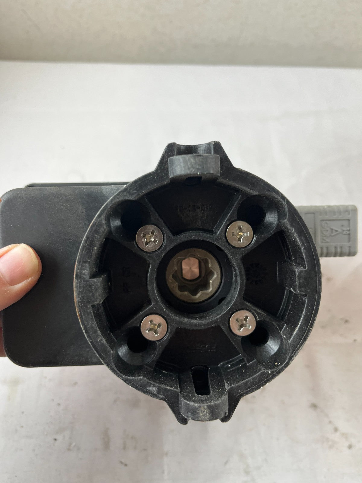 Valpes ER20.X53M.1 Electric Valve Actuator 24V/12V AC/DC 20Nm IP65 Used Spare