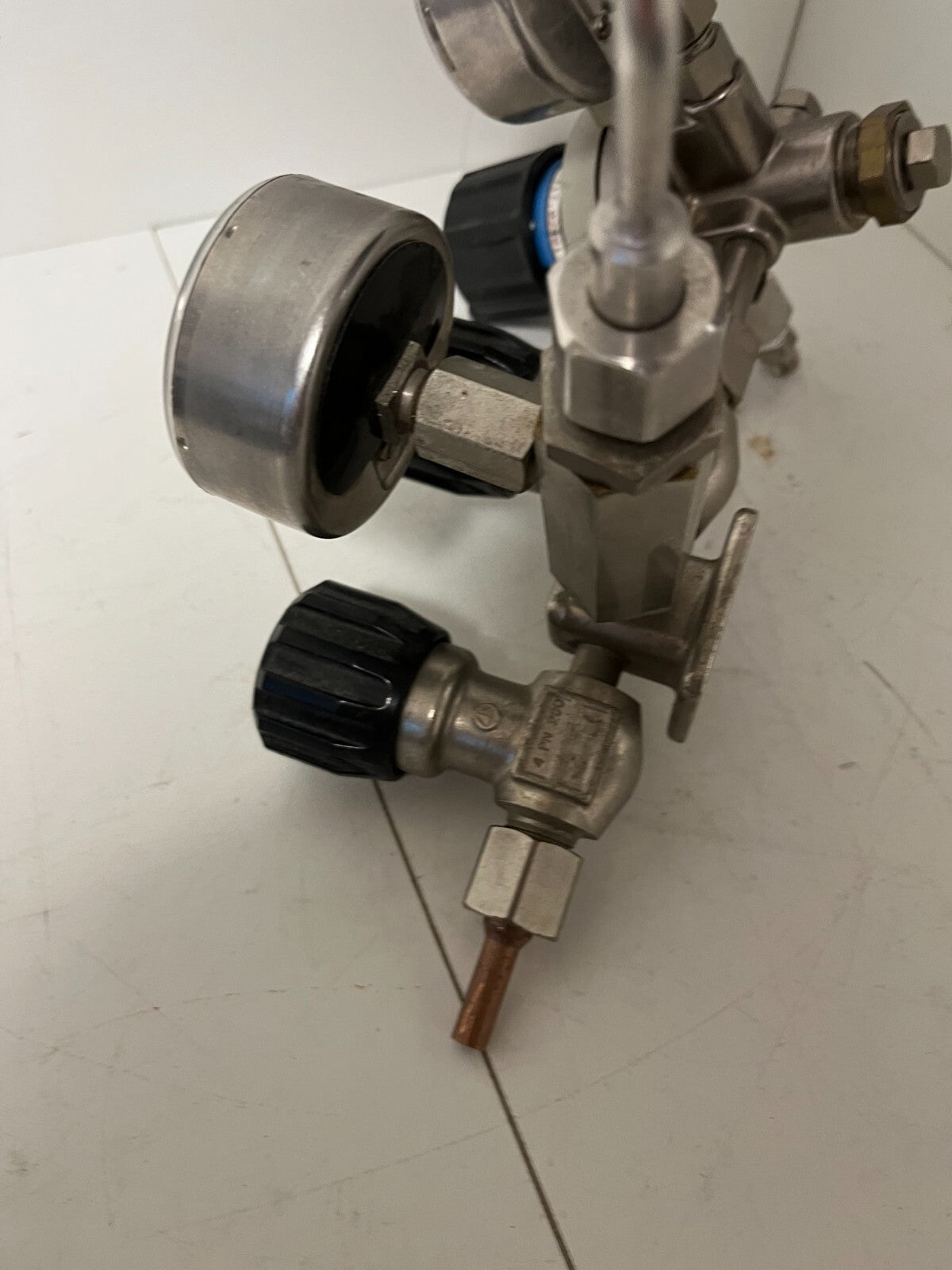 Messer Griesheim Oxygen Regulator Dual-Stage 315bar/10bar WIKA Gauge Used