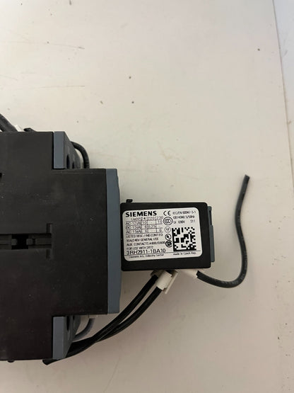 Siemens SIRIUS 3RH2911-1BA10 Contactor Assembly 24V DC Aux Module Used Spare