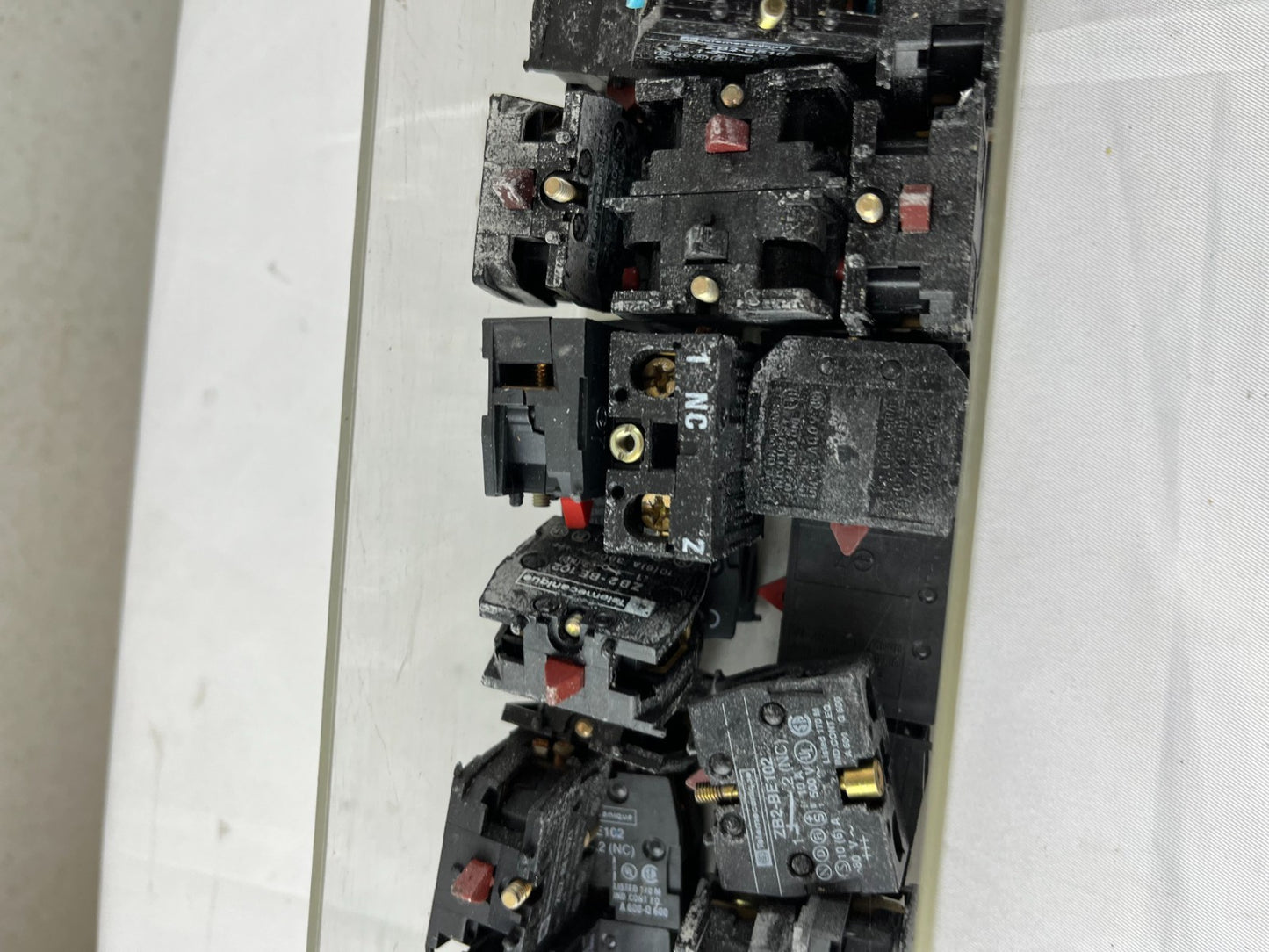 Mixed Lot Telemecanique ZB2-BE102 NC Contact Blocks 22mm Used Spare Parts
