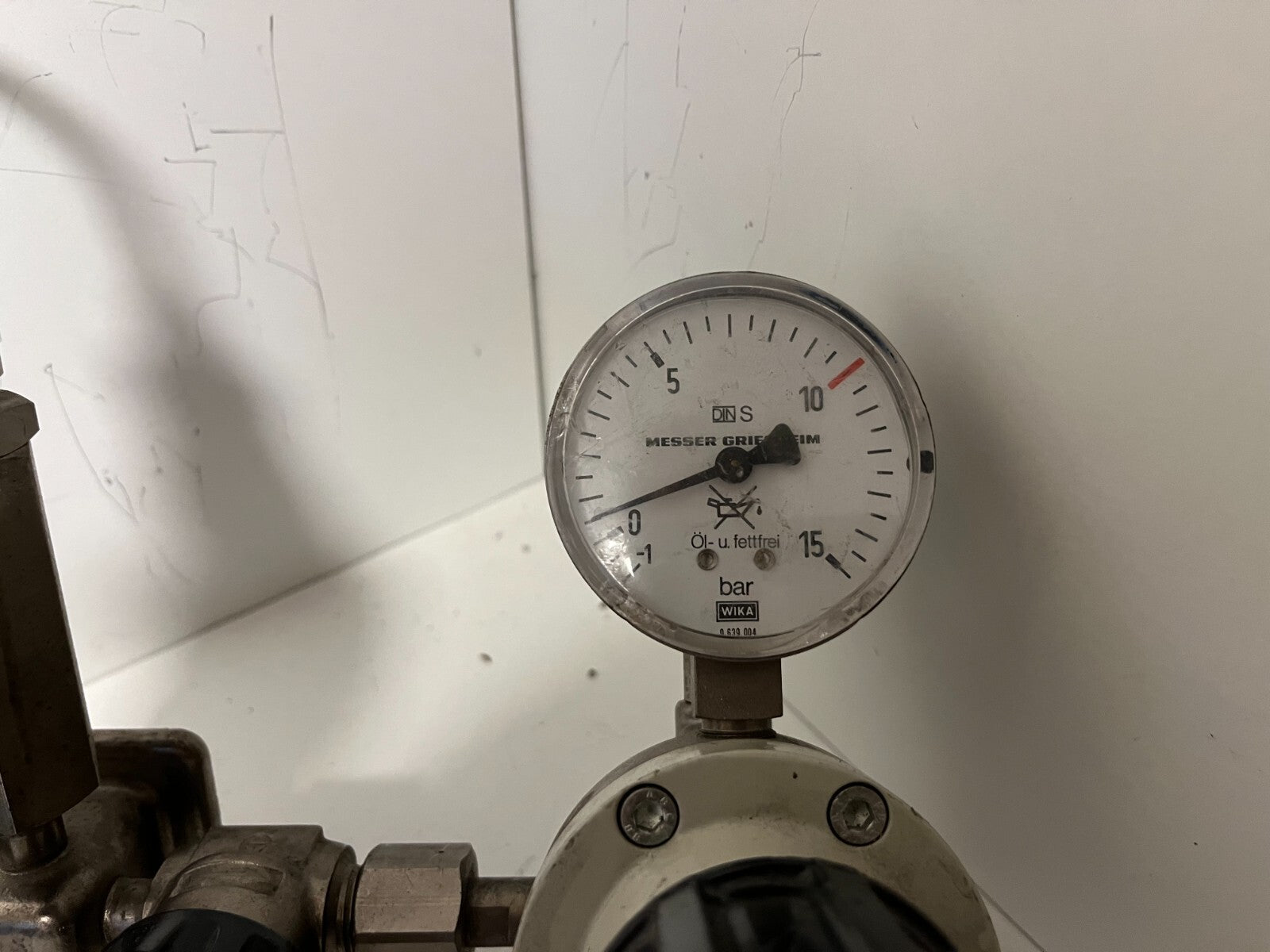 Messer Griesheim Oxygen Regulator Dual-Stage 315bar/10bar WIKA Gauge Used