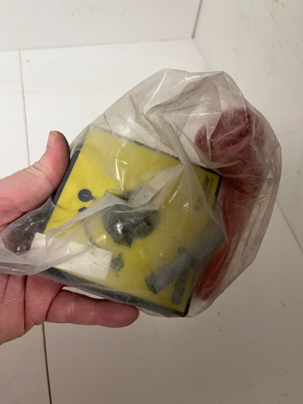 Schneider Electric Rotary Disconnect Switch Industrial Safety Wall Mount New