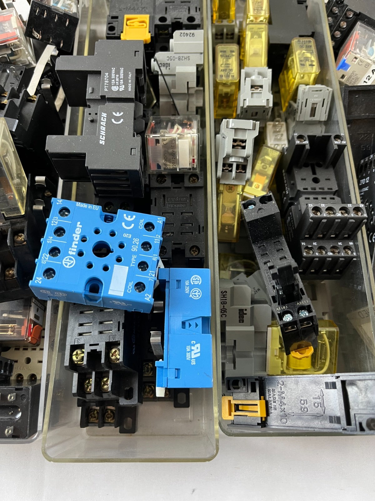 Mixed Industrial Relay Huge Lot Finder Schrack Omron Plug-In Relays Sockets Used