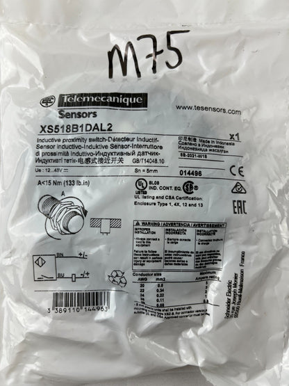 Telemecanique XS518B1DAL2 Proximity Sensor NEW M18 5mm 12-48VDC 2-Wire Sealed